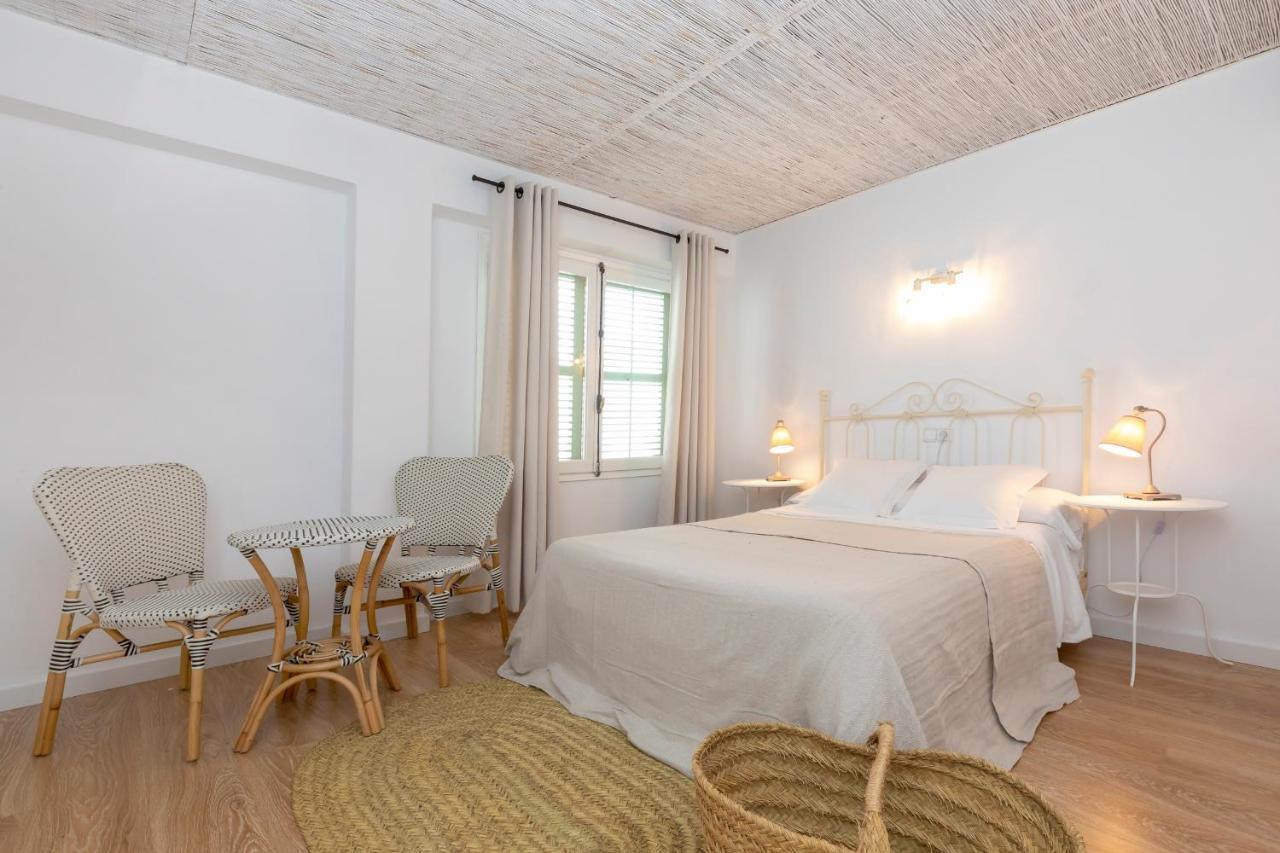 Beia Boutique (adults Only) Pensión Sant Antoni de Portmany